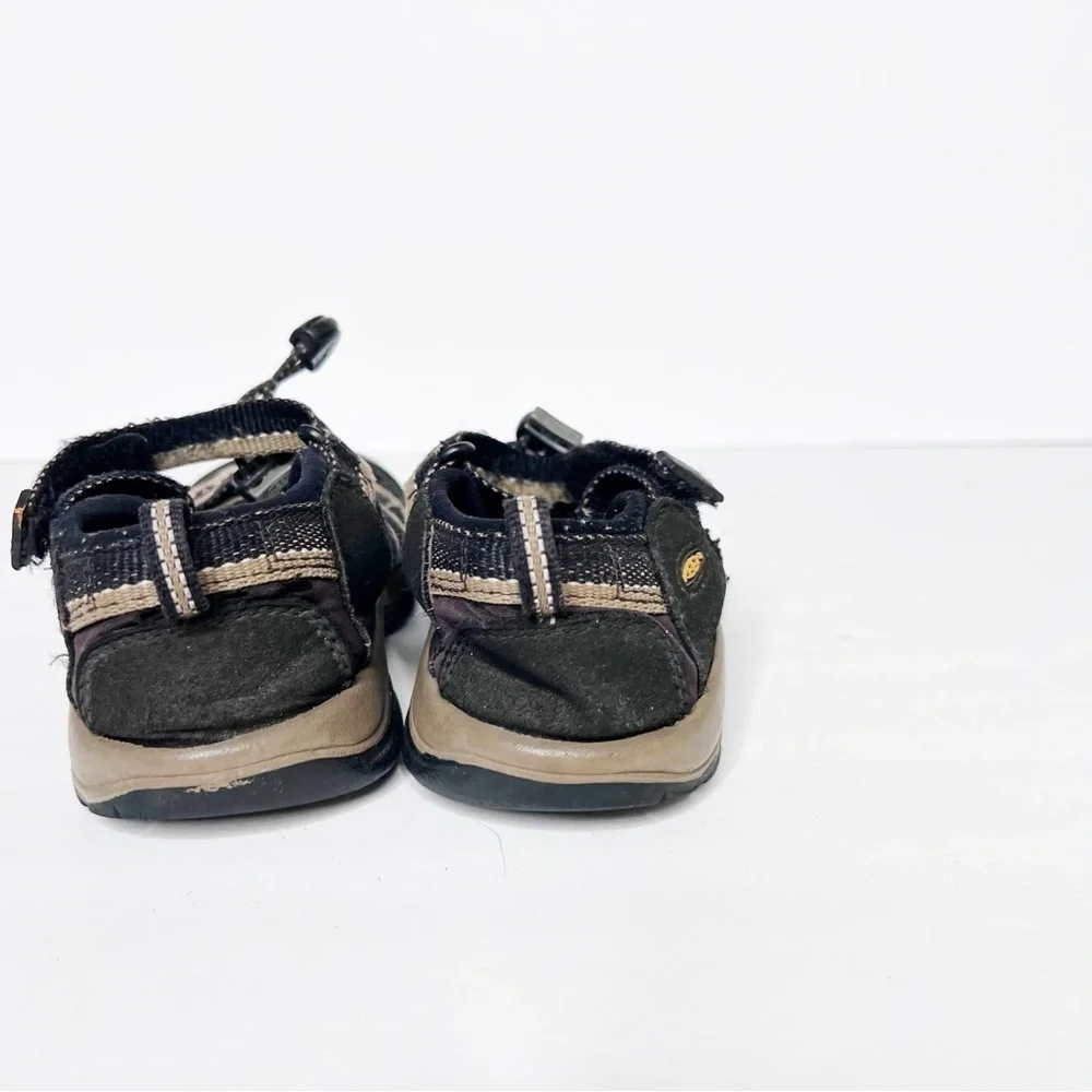 Keen Newport H2 Black Tan Sandals Size 12 Toddler